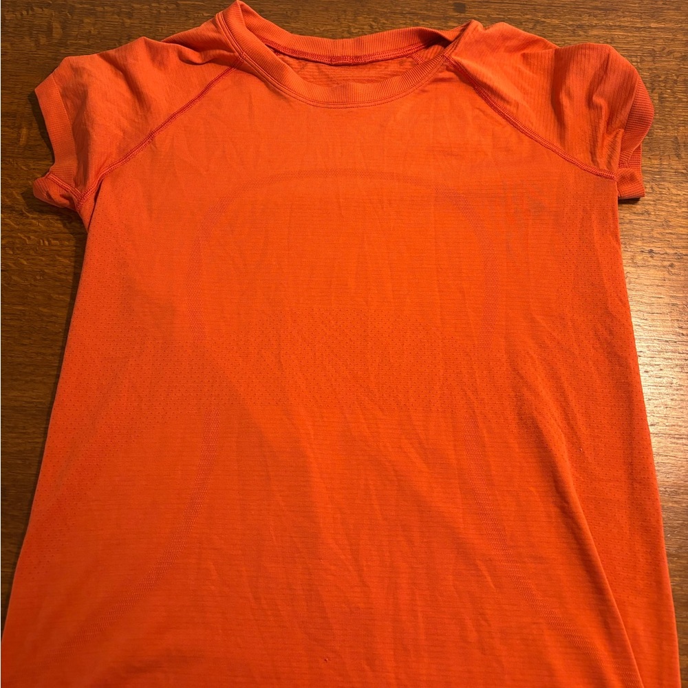 Orange Lululemon swiftly